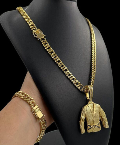 Cordão e Pulseira Grumet 10mm + Pingente Faixa Preta - Banhado a ouro 18k