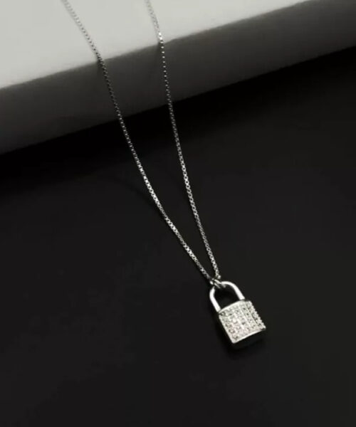 Cordão Feminino Cadeado Cravejado - 100% Prata 950