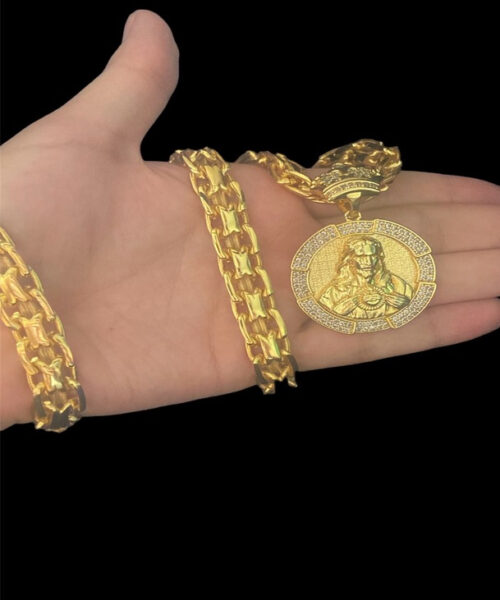Cordão Cadeado Duplo 13mm + Pingente Jesus - Banhado A Ouro