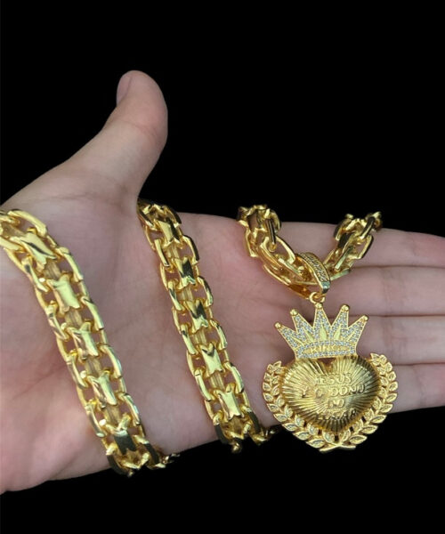Cordão Cadeado Duplo 13mm + Pingente Jesus Dono Do Lugar - Banhado A Ouro