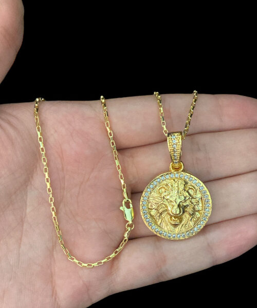 Cordão Tijolinho 1mm + Pingente Leão - Banhado A Ouro