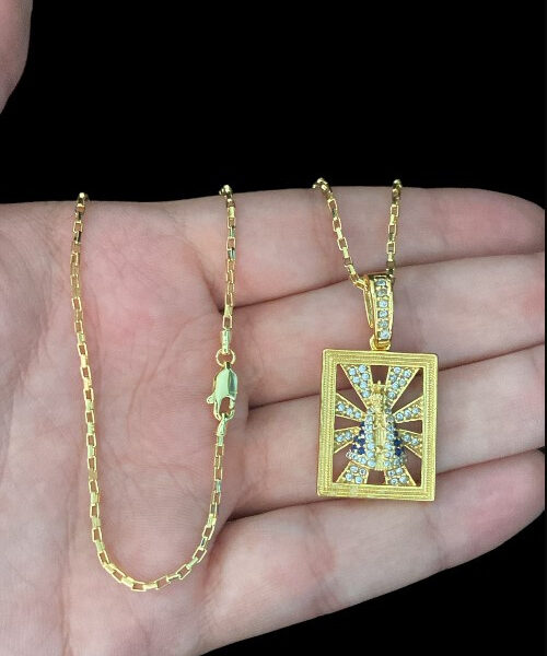 Cordão Tijolinho 1mm + Pingente Nossa Senhora - Banhado A Ouro