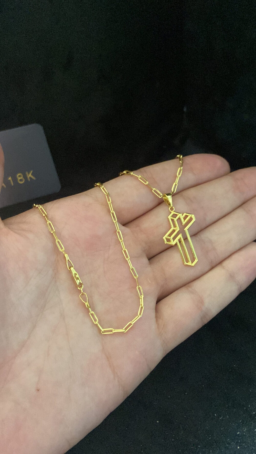 Cordão Cadeado Alongado 1Mm + Pingente Cruz 3D - Banhado A Ouro - Imagem 2