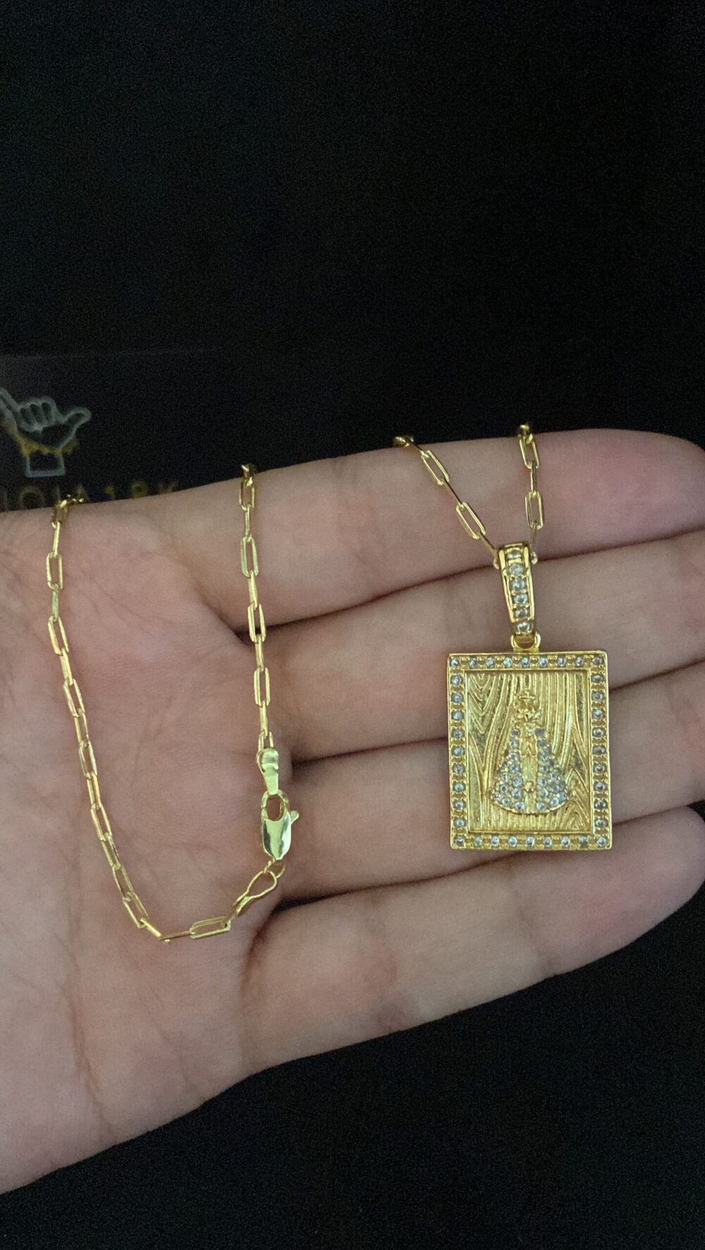 Cordão Cadeado Alongado 1Mm + Pingente Nossa Senhora - Banhado A Ouro - Imagem 3