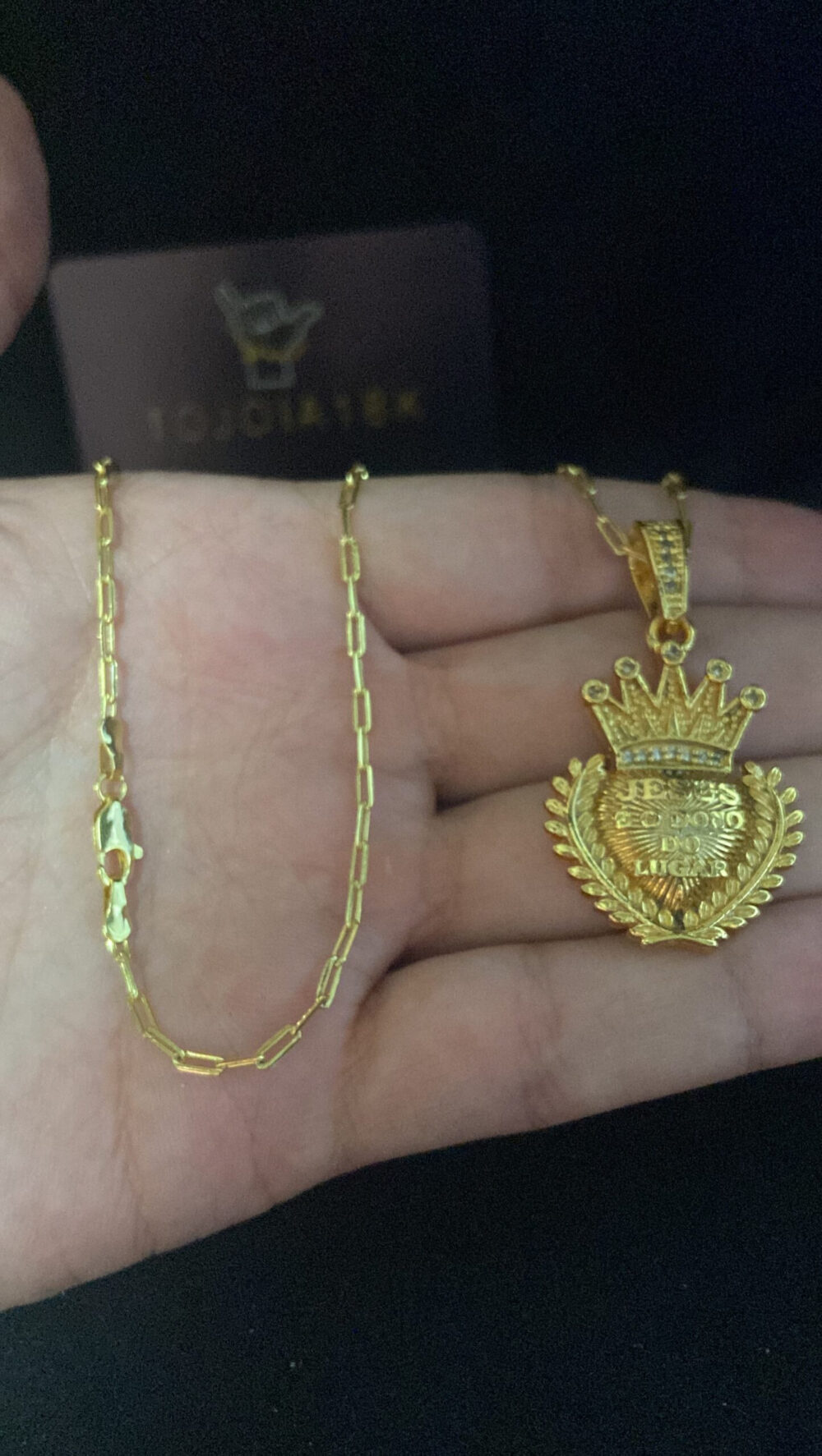 Cordão Cadeado Alongado 1Mm Pingente Jesus Dono - Banhado A Ouro - Imagem 4