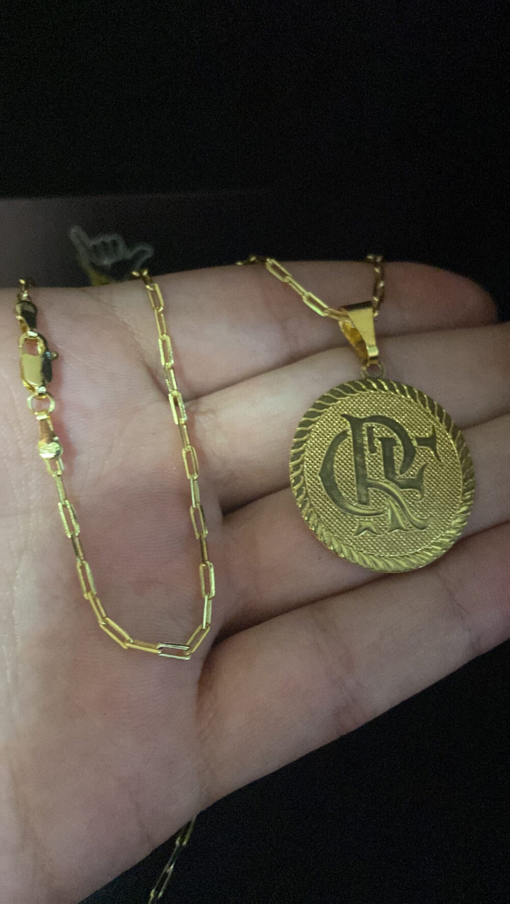 Cordão Cadeado Alongado 1Mm + Pingente Crf - Banhado A Ouro - Imagem 5
