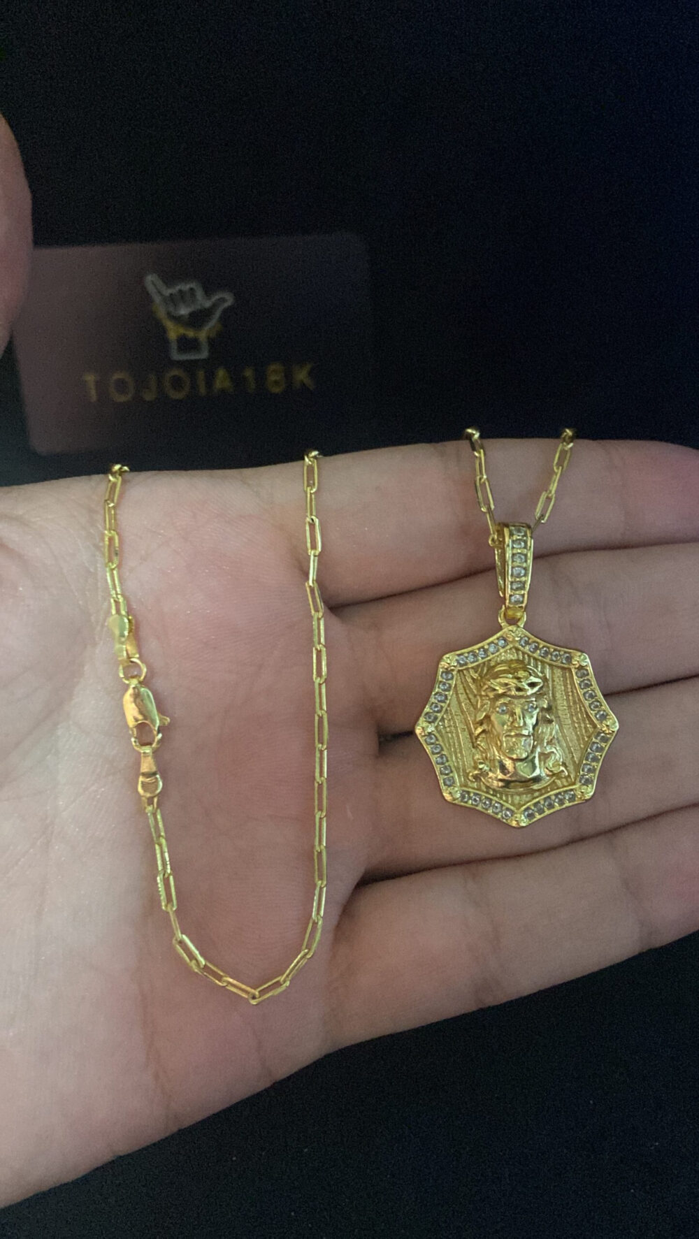 Cordão Cadeado Alongado 1Mm + Pingente Jesus - Banhado A Ouro - Imagem 4
