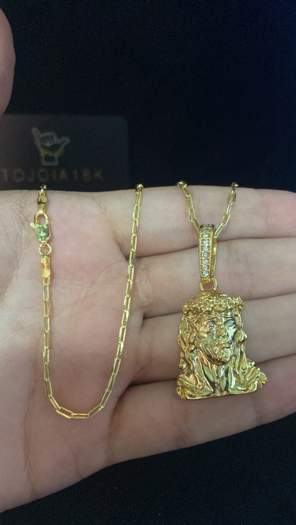 Cordão Cadeado Alongado 1Mm + Pingente Jesus - Banhado A Ouro - Imagem 3