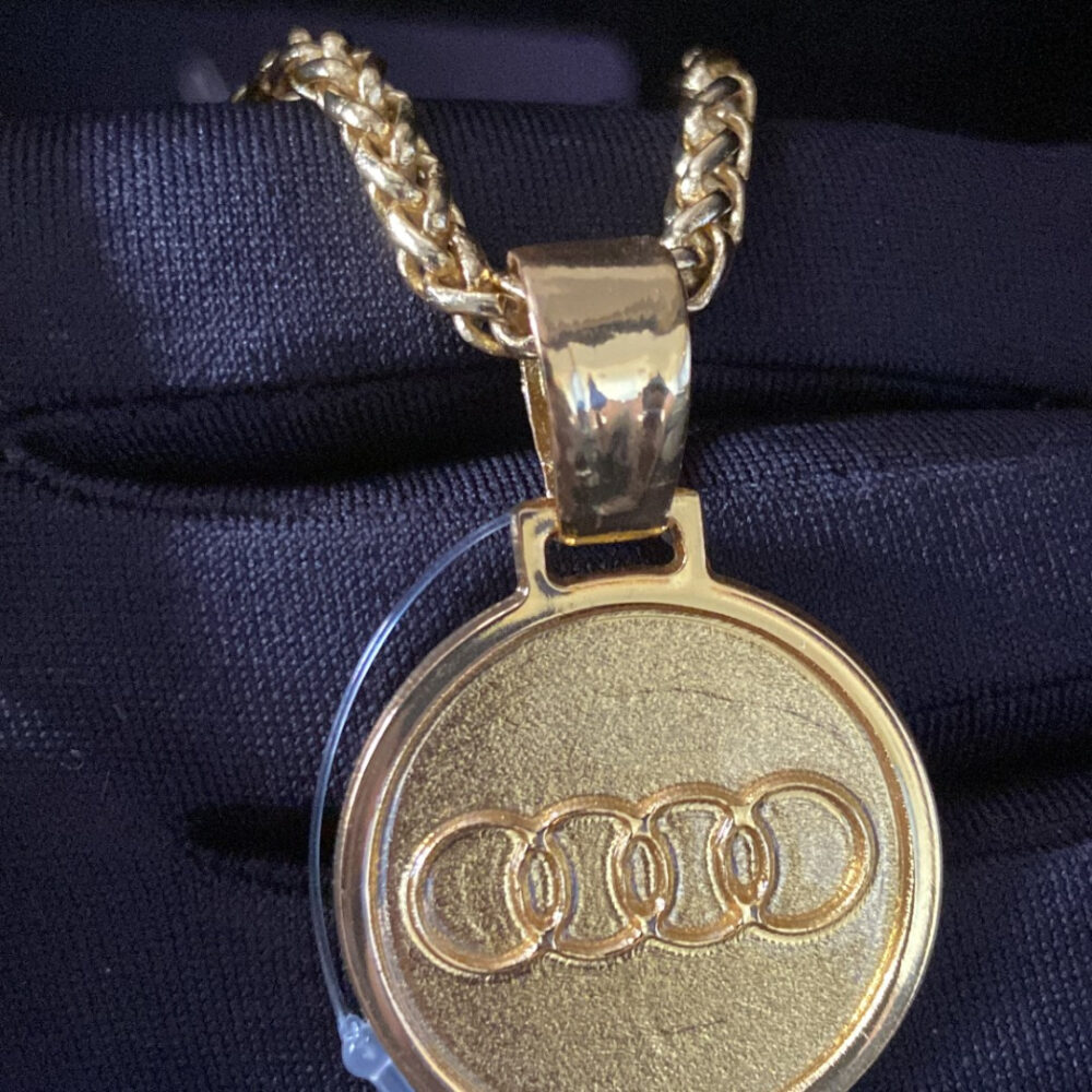 Cordão Peruano 5Mm + Pingente Audi - Banhado A Ouro - Imagem 2