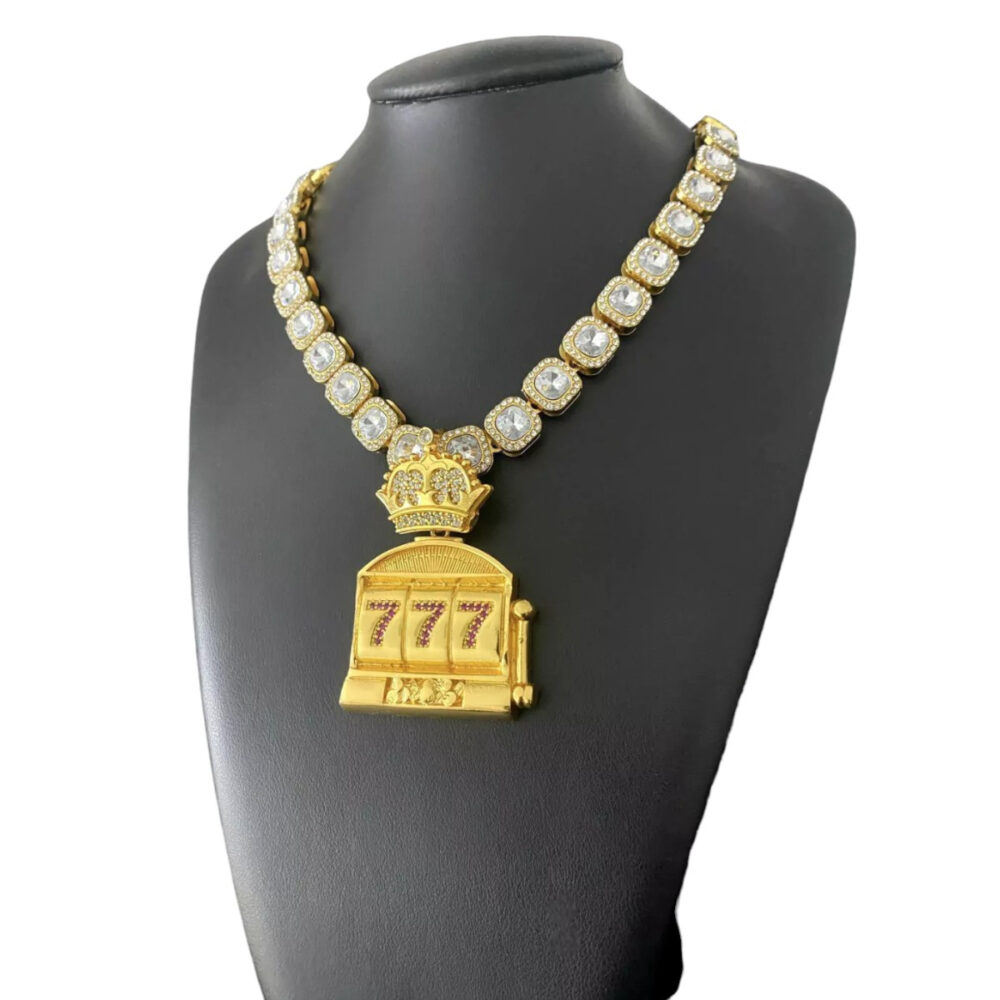 Cordão Cravejado 12Mm + Pingente 777 - Banhado Ouro 18K - Imagem 2