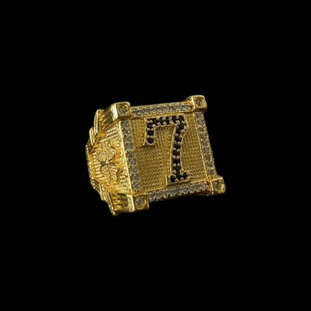15313859361 Anel Numero 7 Cravejado Em Preto Ajustavel Banhado A Ouro 18K