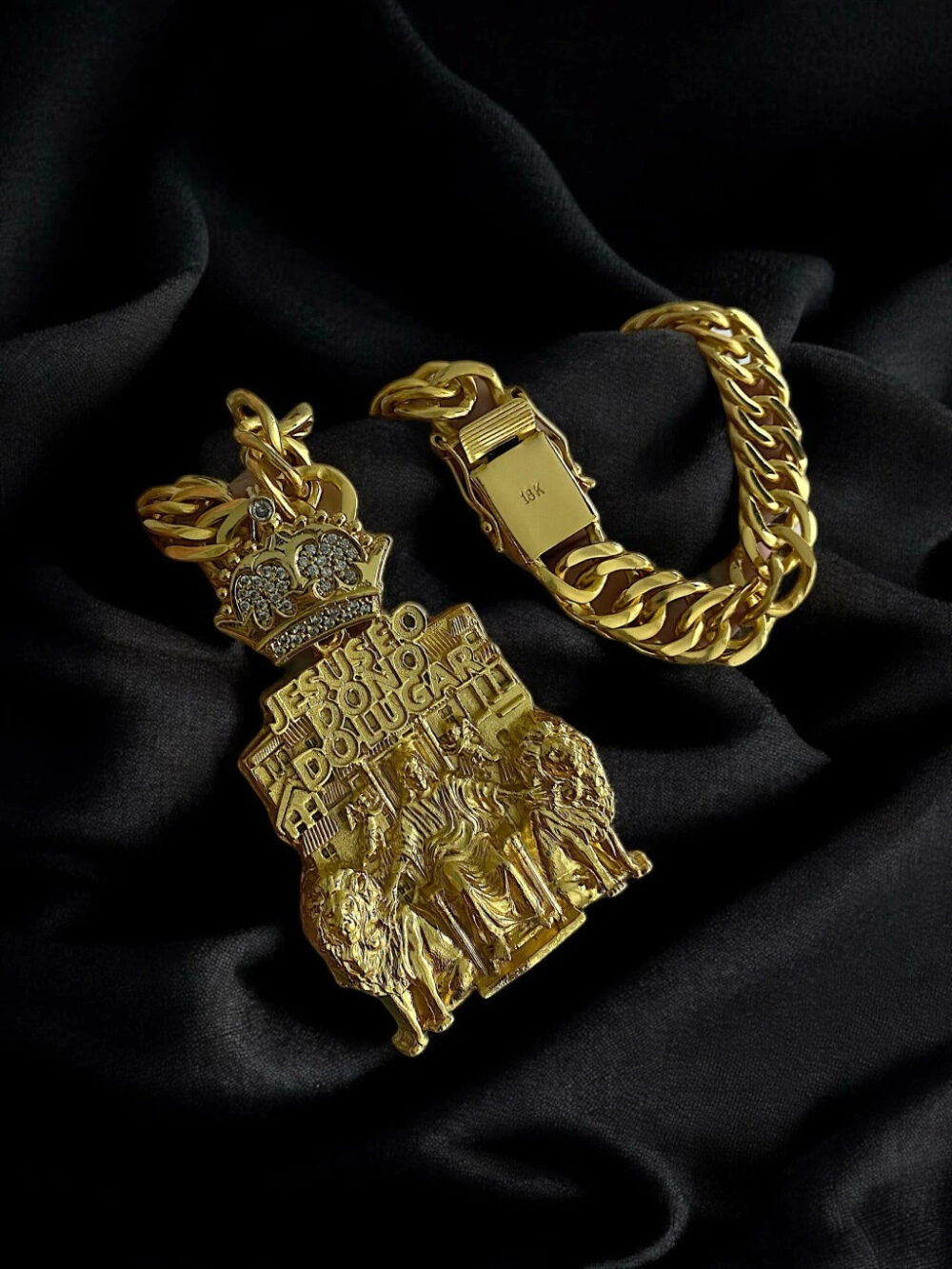 Cordão Grumet 15Mm + Pingente Leão Jesus - Banhado A Ouro