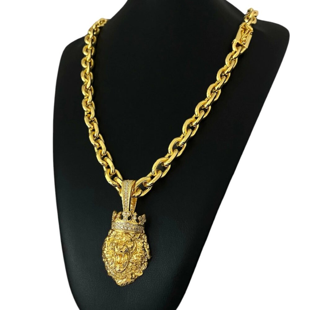 Cordão Cadeado 12Mm + Pingente Leão Rei - Banhado A Ouro - Imagem 2