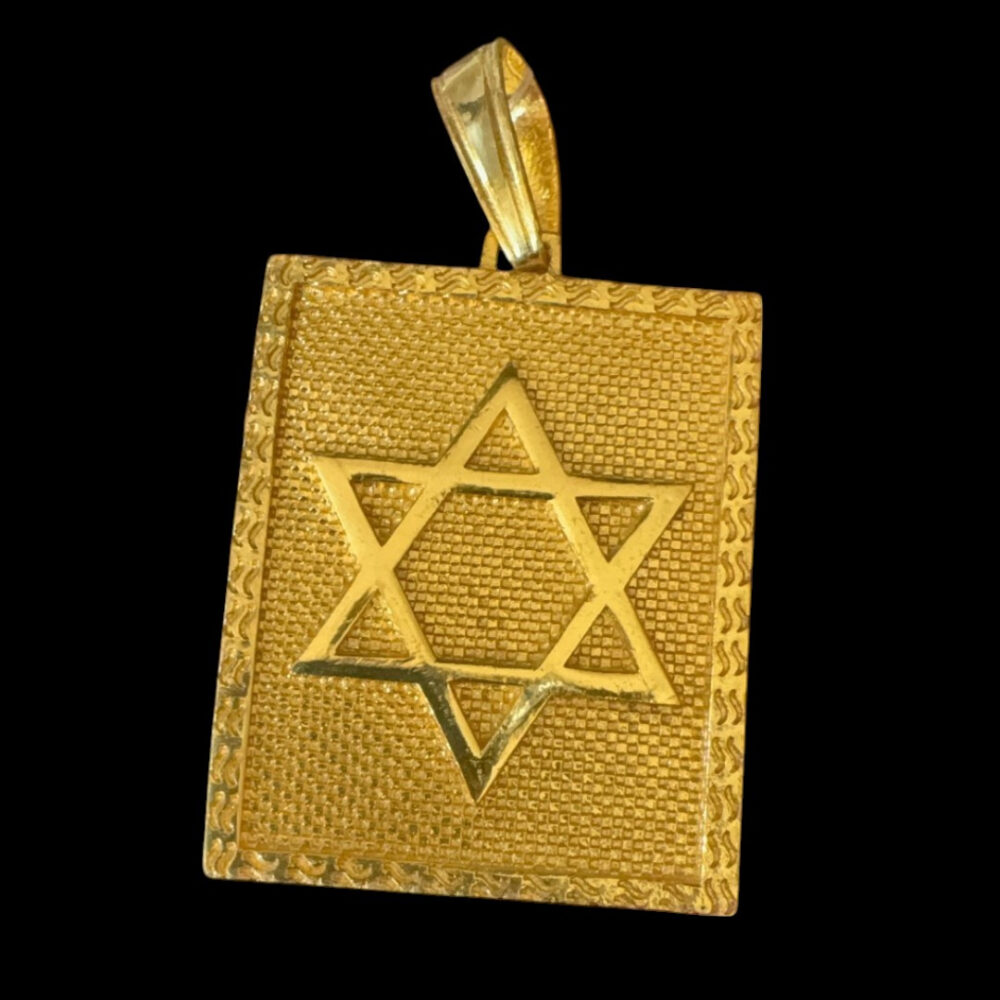 Pingente Estrela De Davi Quadrada - Banhado A Ouro 18K