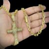 15348335378 Corrente 7Mm Cadeado Fecho Canhao Pingente Cruz Amarrada Brilhantes Cravejada Banhado A Ouro 1