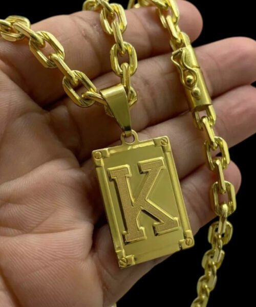 Cordão 6mm Cadeado + Pingente Letra Placa - Banhado a ouro