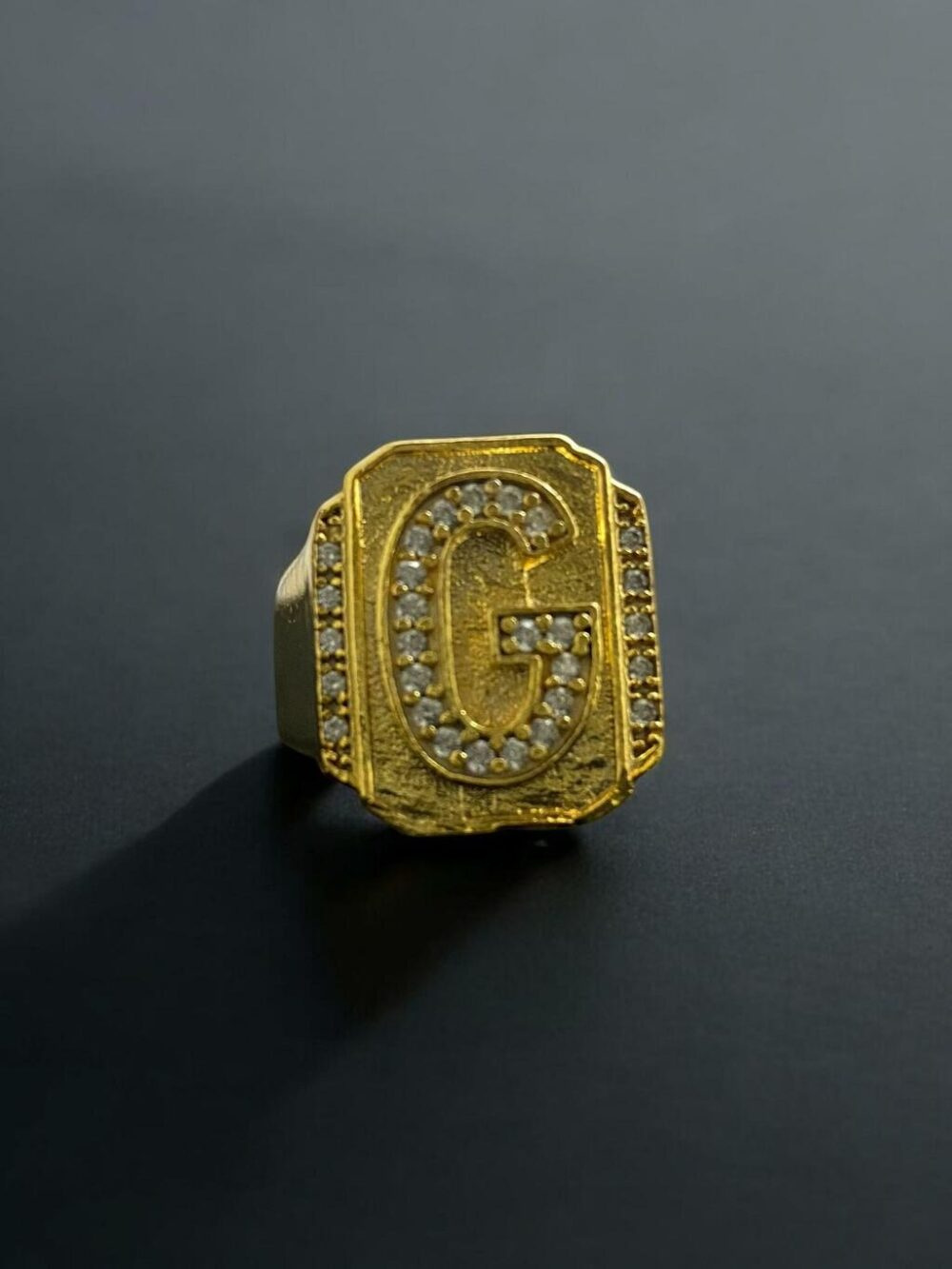 Anel Letras Cravejadas Ajustável Banhado A Ouro 18K Luxo - Imagem 5