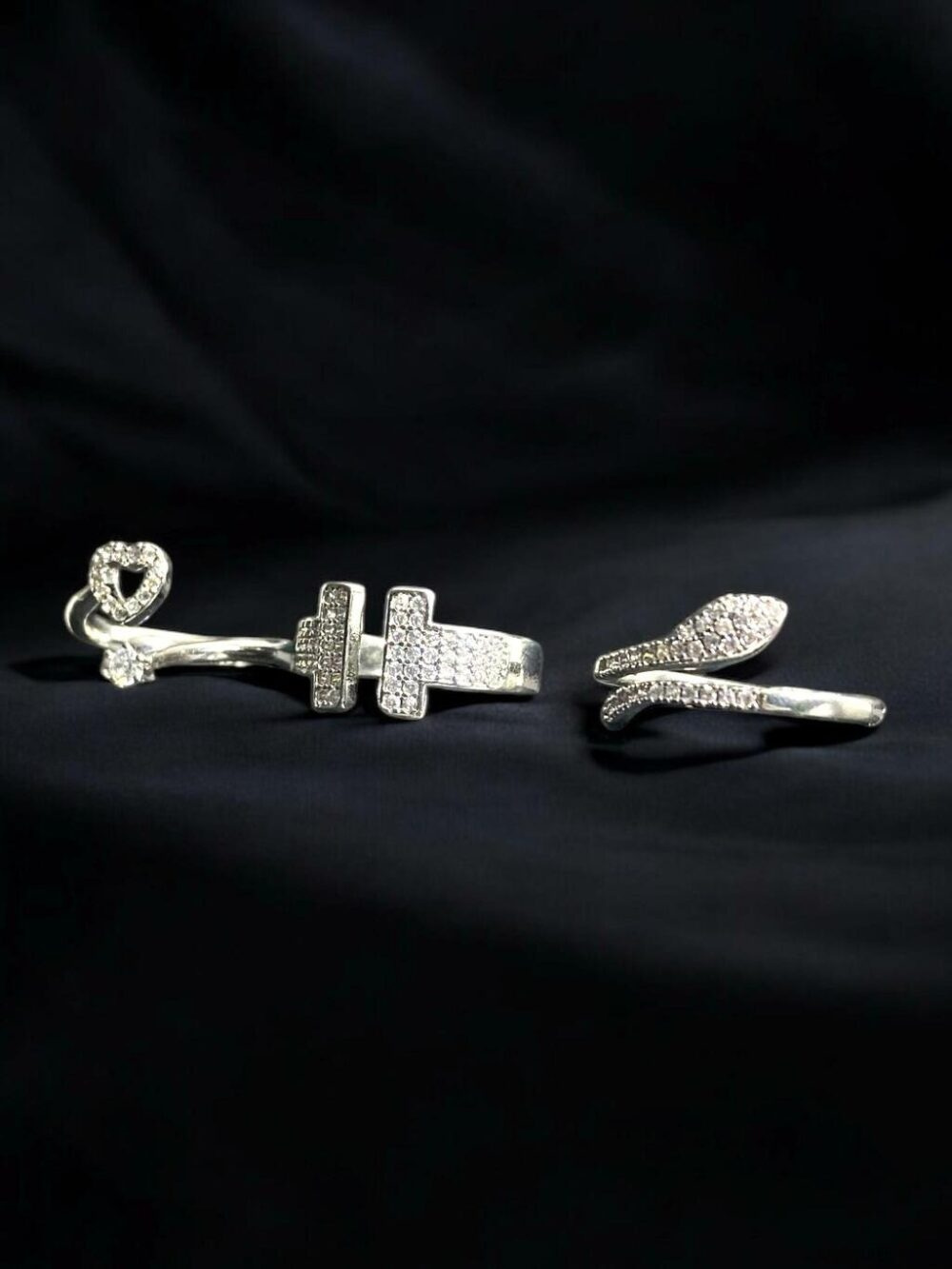 Pingente Santa Abençoado Coroa P - Banhado A Ouro 18K - Imagem 3