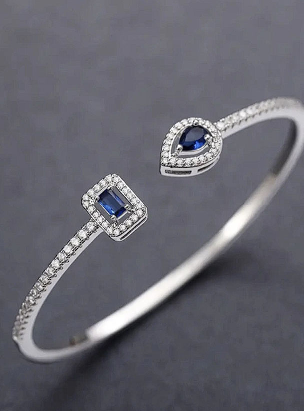 Bracelete Cravejado Feminino Banhado A Ouro 18K P
