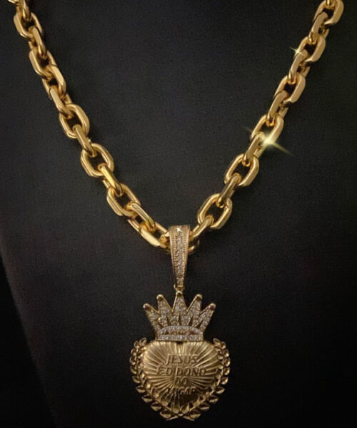 Cordão Cadeado 12mm Banhado a Ouro 18k + Pingente Jesus Dono Cravejado