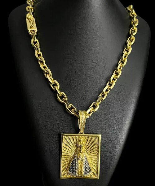 Cordão 12mm Cadeado + Pingente Nossa Senhora Cravejado - Banhado a Ouro 18k
