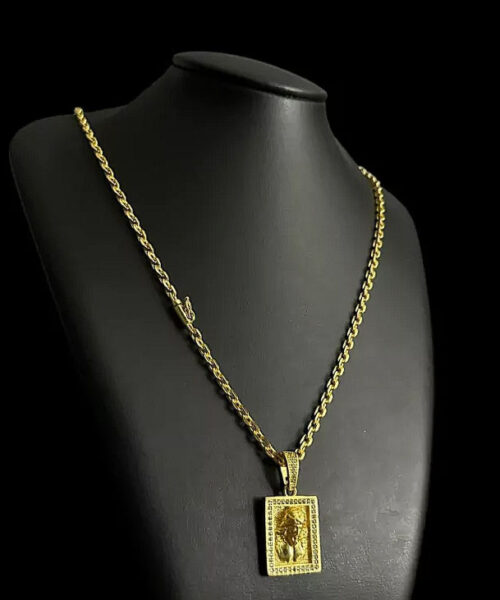 Cordão Cadeado 4mm + Pingente Jesus 3d Cravejado - Banhado a Ouro 18k
