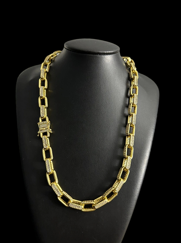 Cordao Cravejado Cadeado 10Mm Banhado A Ouro 18K 2