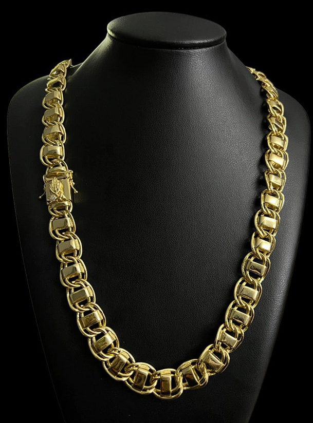 Cordao Dubai 15Mm Fecho Especial Mao Rezando Banhado A Ouro 18K Preto