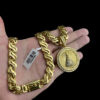 Cordao Friso S Vazado 13Mm Pingente Nossa Senhora Banhado A Ouro 18K Preto