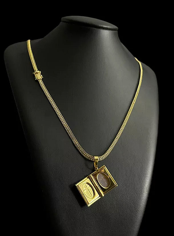 Cordao Lacraia 5Mm Pingente Banhado A Ouro 18K Preto 1