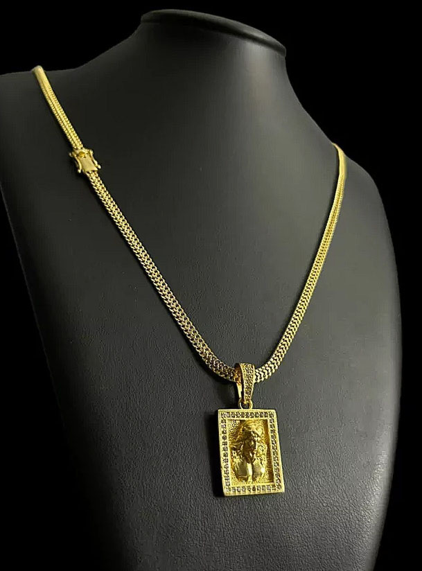 Cordao Lacraia 5Mm Pingente Jesus Banhado A Ouro 18K Preto