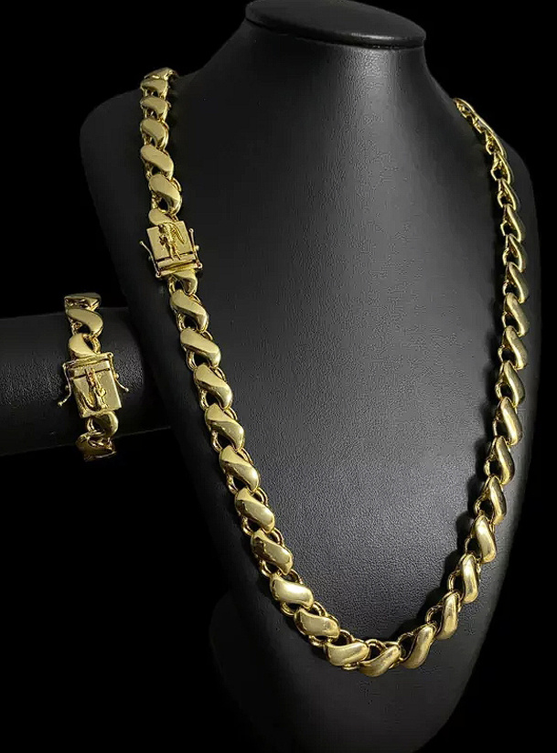 Cordao Pulseira Friso S 13Mm C Fecho Jacare Banhado A Ouro 18K Preto