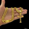 Corrente Grumet Lacraia 13Mm Pingente Crucifixo – Banhado A Ouro 18K2