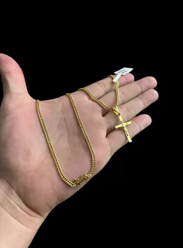 Cordao Grumet 3Mm Pingente Cruz Jesus 3D Banhado Ouro 18K Preto