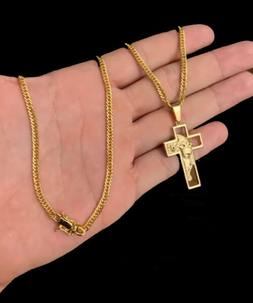 Cordão Grumet 3mm + Pingente Cruz Rosto - Banhado a ouro 18k