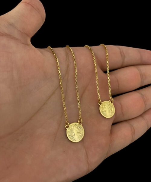 Escapulário Tijolinho 1mm Medalha São Bento Banhado A Ouro 18k