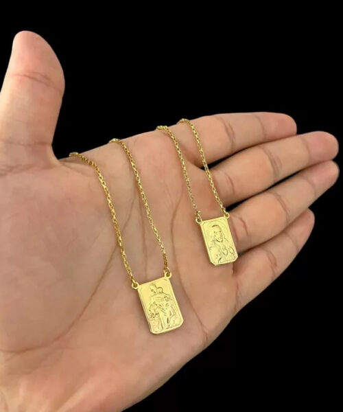 Escapulário Tijolinho 1mm Religioso - Banhado A Ouro 18k