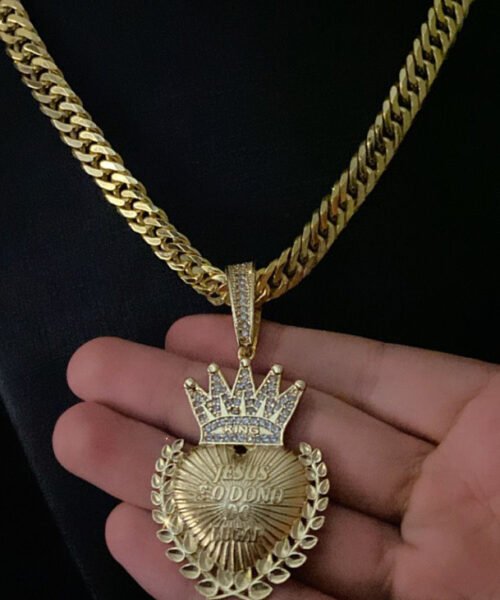 Cordão Grumet 10mm + Pingente Jesus Dono Cravejado - Banhado a Ouro 18k