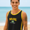 Jovem Na Praia Com Tema Brasil