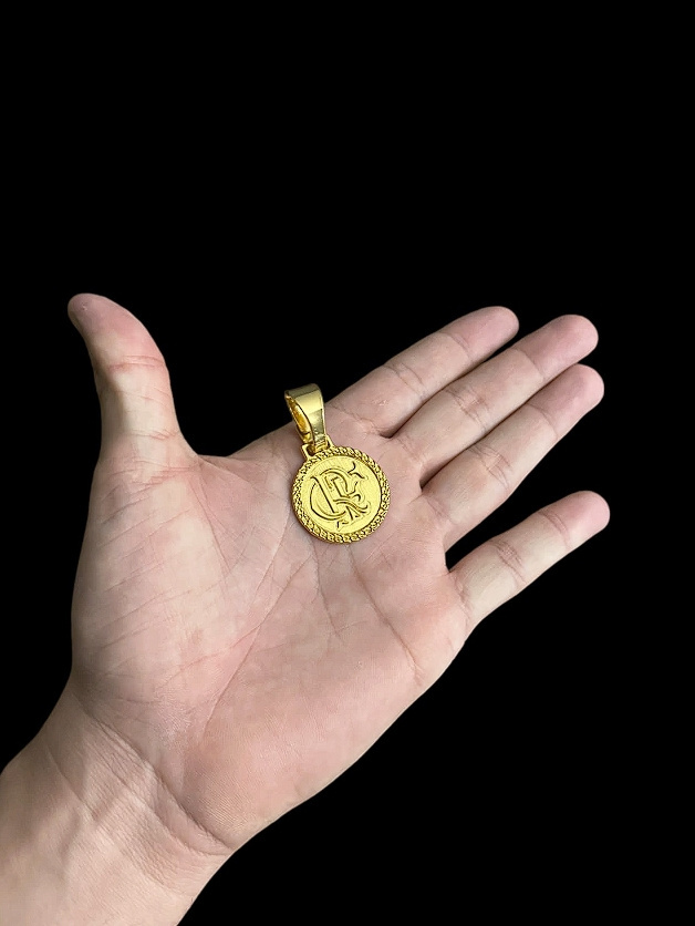Pingente Crf Banhado A Ouro 18K 3