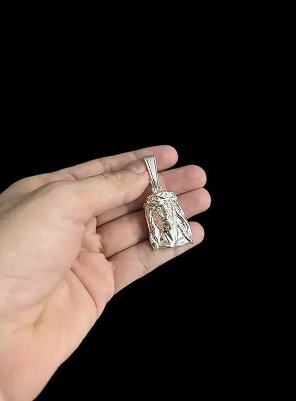 Pingente Jesus Cristo M Banhado A Prata 925 Preta