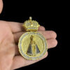 Pingente Nossa Senhora Coroa Redondo Banhado A Ouro 18K Preto