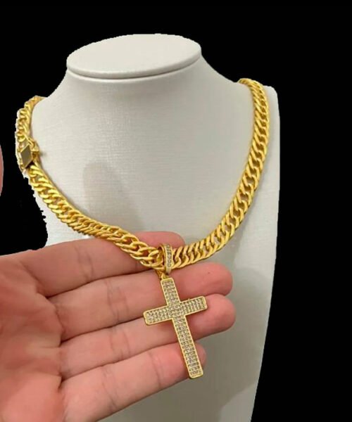 Cordão Feminino Grumet 10mm + Pingente Cruz - Banhado A Ouro 18k
