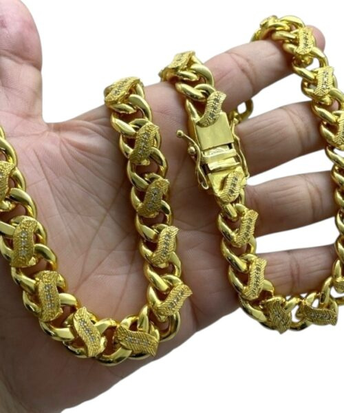 Corrente Friso 13mm Cravejada Luxo Banhado a Ouro 18k 750