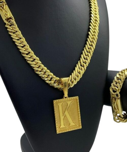 Kit Grumet 13mm + Pingente Letra Cravejada Ouro