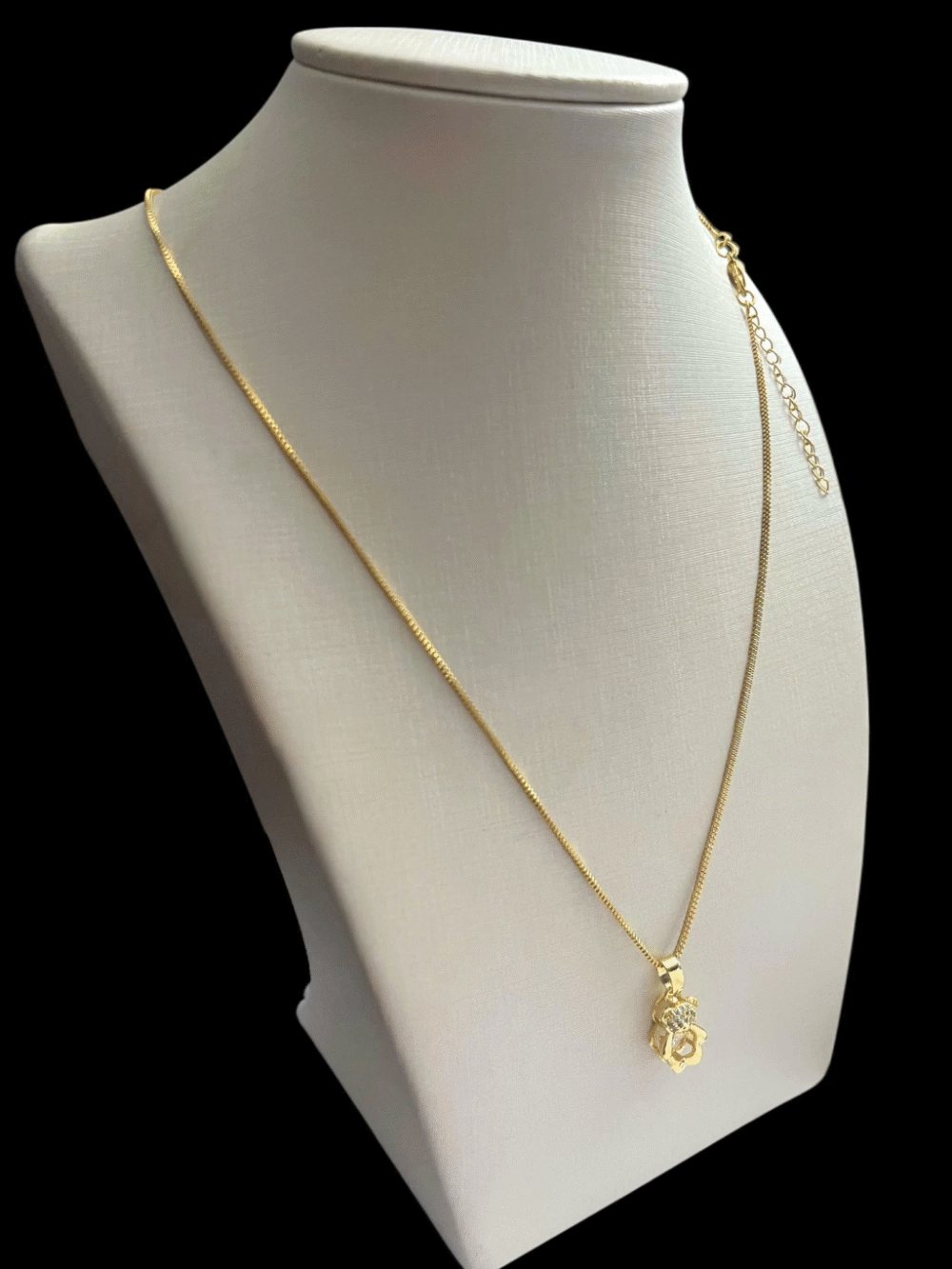 Cordão Feminino 1Mm Ursinho Cravejado - Banhado A Ouro 18K - Imagem 3